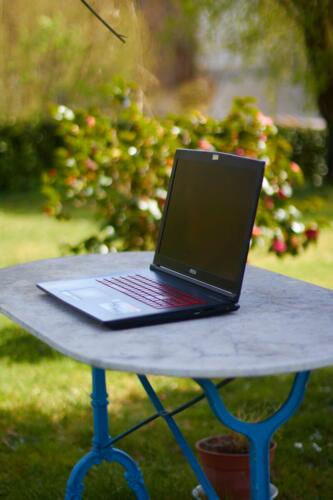 Packshot produit Ordinateur MSI gameur